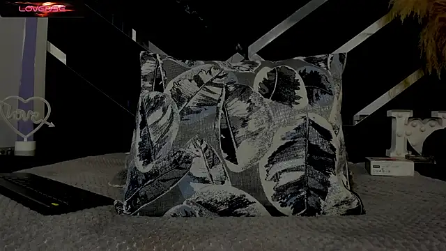 Noa Bonucci online show from March 2025 01:07:02 PM