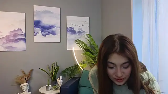 PortiaBellew online show from February 2025 06:54:01 AM