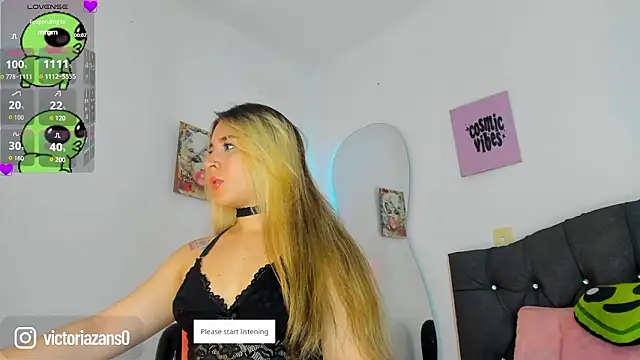 Snapshot of Vickyallien chatting on March 2026 04:14:01 PM Vickyallien online show from March 2026 04:14:01 PM