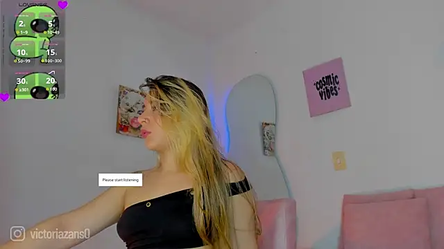 Snapshot of Vickyallien chatting on May 2026 04:04:02 PM Vickyallien online show from May 2026 04:04:02 PM