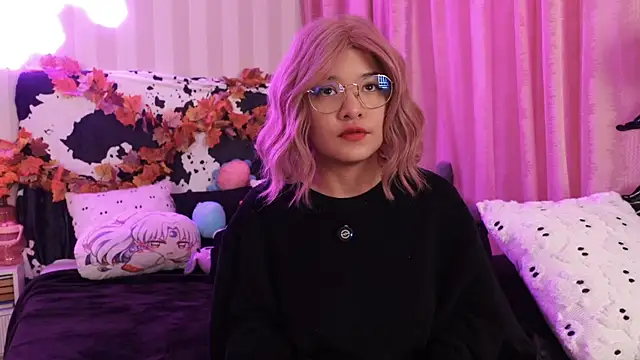 NataliaNovak online show from November 2025 09:06:01 PM