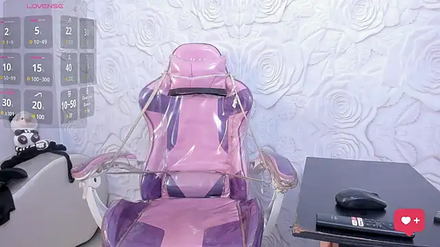 Brianna Hard online show from February 2025 09:00:01 PM