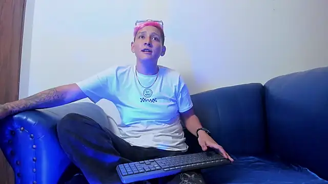 Brianna Hard online show from October 2025 04:18:02 AM