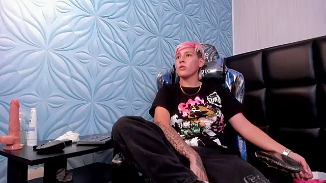 Brianna Hard online show from October 2025 03:04:02 AM