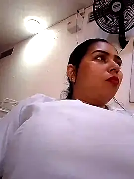 Snapshot of yess_Hotnurse chatting on February 2025 04:45:02 PM yess Hotnurse online show from February 2025 04:45:02 PM