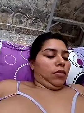 Snapshot of yess_Hotnurse chatting on March 2025 08:31:02 PM yess Hotnurse online show from March 2025 08:31:02 PM