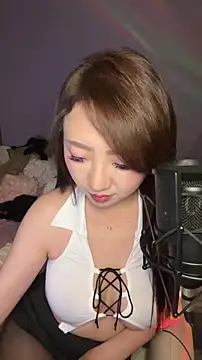 Snapshot of Hannababy_ chatting on February 2026 01:59:01 PM Hannababy online show from February 2026 01:59:01 PM