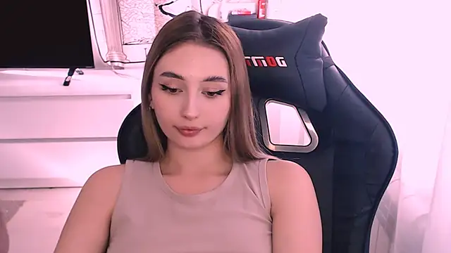 beauty blonde online show from September 2025 07:10:01 AM