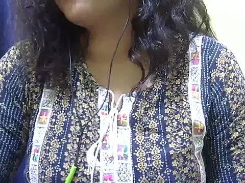 Your cutiepie  online show from December 2025 05:40:02 PM