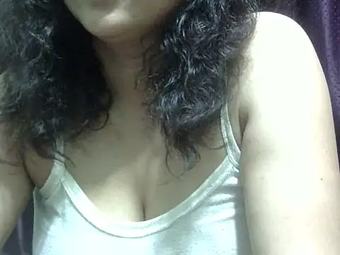 Snapshot of Your_cutiepie_ chatting on May 2026 06:14:02 PM Your cutiepie online show from May 2026 06:14:02 PM