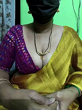 Snapshot of niiveditha chatting on March 2025 12:15:01 AM niiveditha online show from March 2025 12:15:01 AM