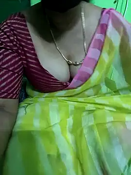 Snapshot of niiveditha chatting on March 2025 08:43:02 PM niiveditha online show from March 2025 08:43:02 PM