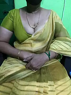 Snapshot of niiveditha chatting on March 2025 02:04:02 PM niiveditha online show from March 2025 02:04:02 PM