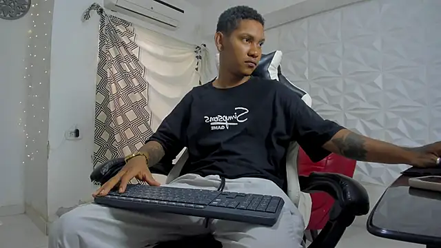 Snapshot of blackdirty420 chatting on November 2025 03:23:01 PM blackdirty420 online show from November 2025 03:23:01 PM