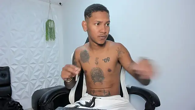 Snapshot of blackdirty420 chatting on December 2025 03:41:02 PM blackdirty420 online show from December 2025 03:41:02 PM