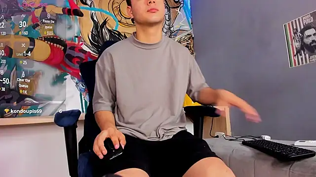 Snapshot of Sebastian_Phoenix chatting on March 2025 03:17:01 AM Sebastian Phoenix online show from March 2025 03:17:01 AM