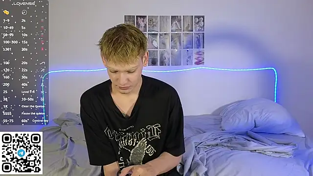 Snapshot of Julian_wins chatting on February 2026 12:33:02 AM Julian wins online show from February 2026 12:33:02 AM