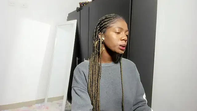 enyelsalas2 online show from March 2026 09:00:02 PM