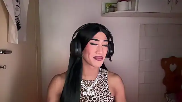 Ladyosa99 online show from February 2025 04:25:01 PM