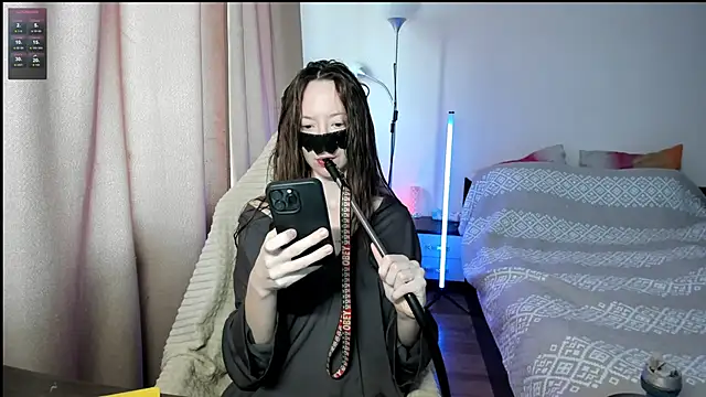 holyharlot online show from March 2025 09:33:02 AM