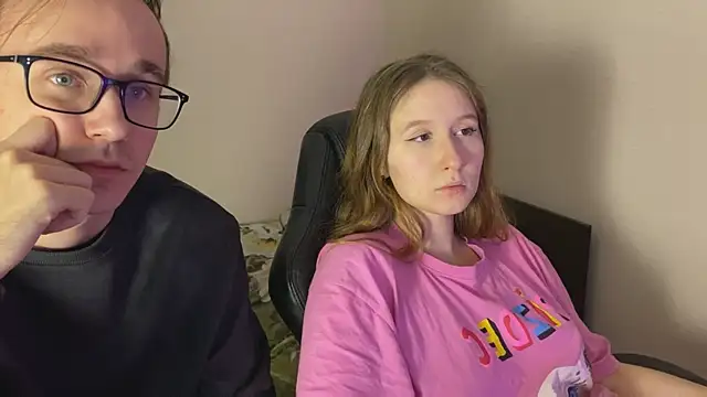 Snapshot of Sabrinaanddaniel chatting on November 2025 09:21:02 PM Sabrinaanddaniel online show from November 2025 09:21:02 PM