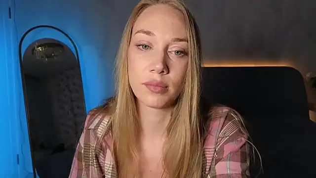 Engel 13 online show from October 2025 02:26:02 PM