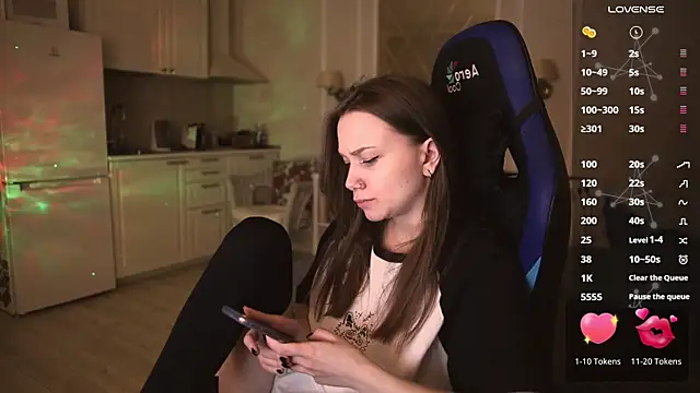 alexa feels  online show from March 2025 09:48:01 PM