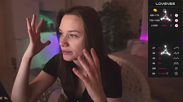 alexa feels  online show from November 2025 04:06:01 PM