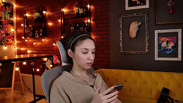 Snapshot of PhilippaAdamas chatting on March 2026 12:38:02 AM PhilippaAdamas online show from March 2026 12:38:02 AM