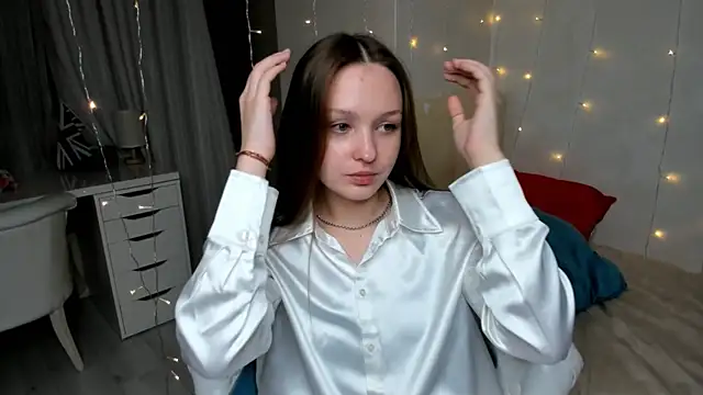 LorettaBierlly online show from February 2025 06:58:01 PM