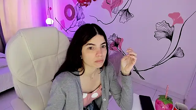 Snapshot of Isabela_Fiorelli chatting on February 2026 01:07:02 PM Isabela Fiorelli online show from February 2026 01:07:02 PM