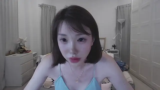 Snapshot of joycemilka chatting on February 2025 01:37:01 PM joycemilka online show from February 2025 01:37:01 PM