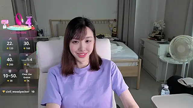 Snapshot of joycemilka chatting on September 2025 06:36:01 AM joycemilka online show from September 2025 06:36:01 AM