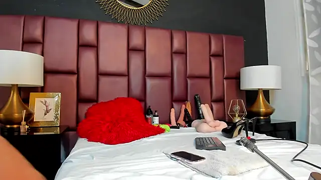 AgathaBladee online show from February 2025 08:09:02 PM