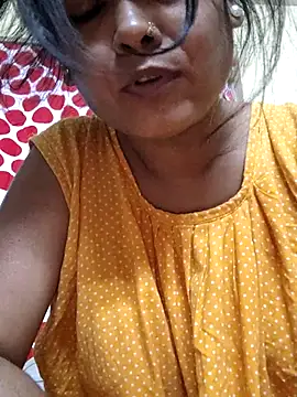 Snapshot of BOLDBEAUTY09 chatting on February 2025 01:33:01 AM BOLDBEAUTY09 online show from February 2025 01:33:01 AM