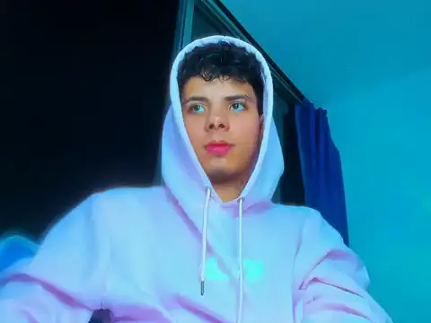 Alessandro 1610 online show from October 2025 05:15:02 AM