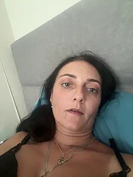 Snapshot of Miroslava1247 chatting on June 2026 09:37:01 AM Miroslava1247 online show from June 2026 09:37:01 AM
