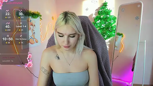 Snapshot of EvelinaLuu chatting on January 2026 03:54:01 AM EvelinaLuu online show from January 2026 03:54:01 AM