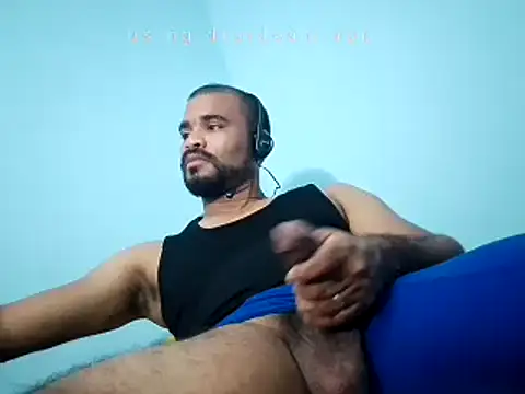 Snapshot of YOX22 chatting on March 2025 07:20:01 AM YOX22 online show from March 2025 07:20:01 AM