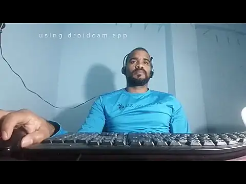 Snapshot of YOX22 chatting on March 2025 03:51:01 AM YOX22 online show from March 2025 03:51:01 AM