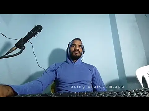 Snapshot of YOX22 chatting on March 2025 04:37:02 AM YOX22 online show from March 2025 04:37:02 AM