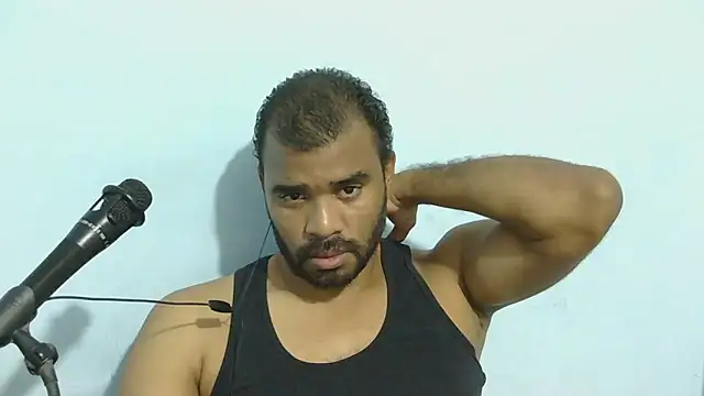 Snapshot of YOX22 chatting on September 2025 04:45:02 AM YOX22 online show from September 2025 04:45:02 AM