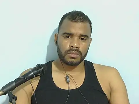 Snapshot of YOX22 chatting on September 2025 05:41:01 AM YOX22 online show from September 2025 05:41:01 AM