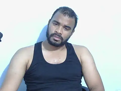 Snapshot of YOX22 chatting on October 2025 04:55:01 AM YOX22 online show from October 2025 04:55:01 AM