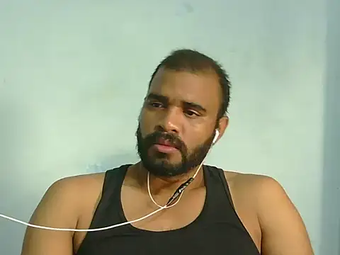 Snapshot of YOX22 chatting on February 2026 01:47:01 PM YOX22 online show from February 2026 01:47:01 PM