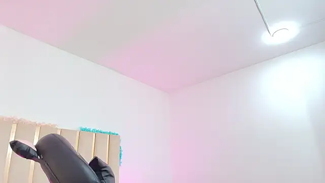 Gaby tay1 online show from March 2025 03:05:02 AM