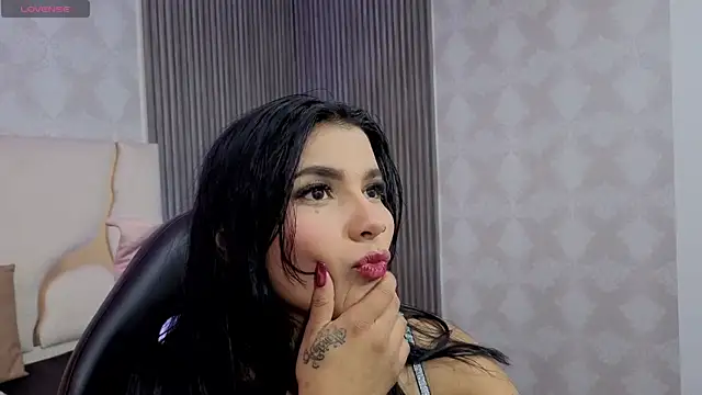 Snapshot of Gaby_tay1 chatting on June 2026 06:47:01 PM Gaby tay1 online show from June 2026 06:47:01 PM