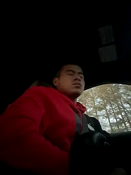 Popm010101 online show from November 2025 12:08:02 PM