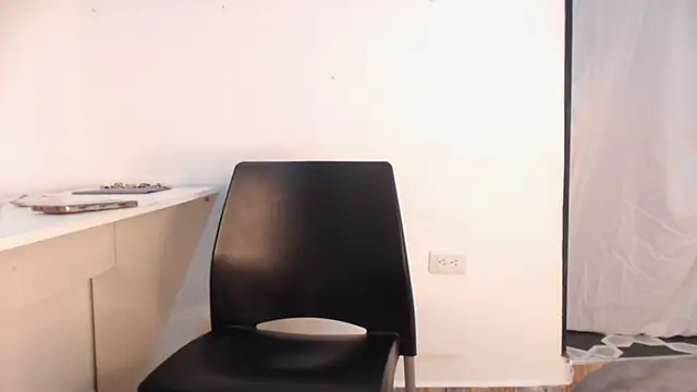 StephyJones1 online show from April 2026 08:20:01 PM