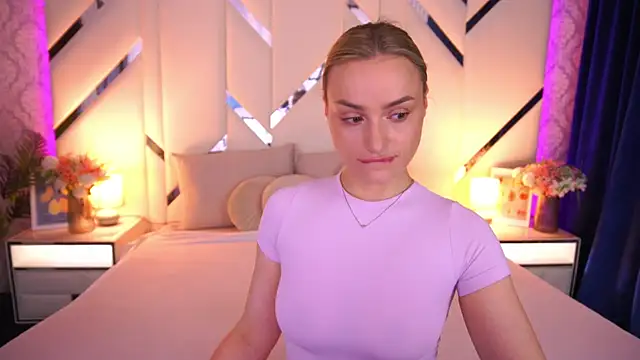 LindsieGreyy online show from May 2026 06:21:01 AM
